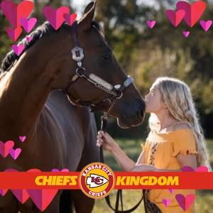 Meet your Posher, Avery